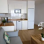 Апартаменты Cosy Sea View Free Wifi Кальяо-Сальвахе